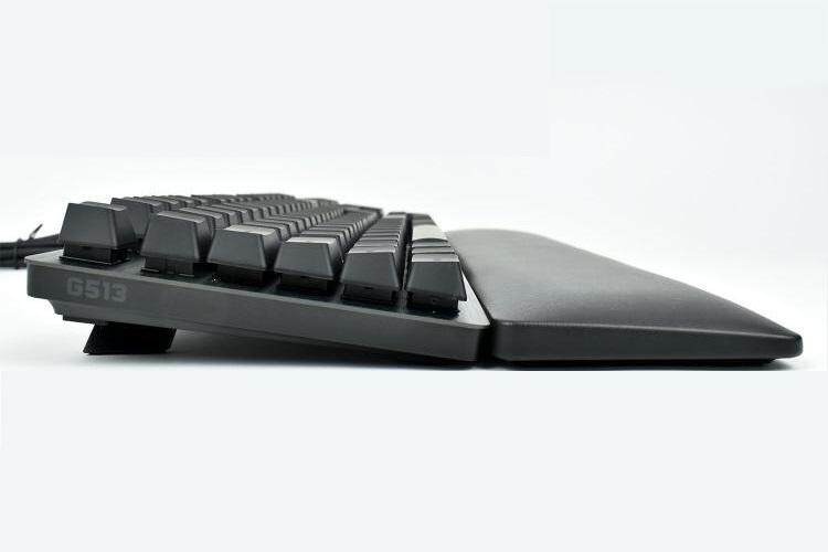 Logitech G513 Palm Rest - Anti Slip Wrist Rest - Comfortable Memory Foam
